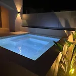 Kaptara Premium Upper Level Unit With Plunge Pool-part Of Kaptara Complex Appartamento *