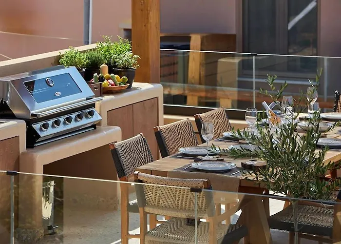 Kaptara Premium Upper Level Unit With Plunge Pool-part Of Kaptara Complex 赫索尼索斯